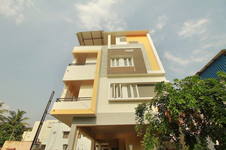 OYO Soundaryam Apartments, Avinashi Road Coimbatore-II, Coimbatore