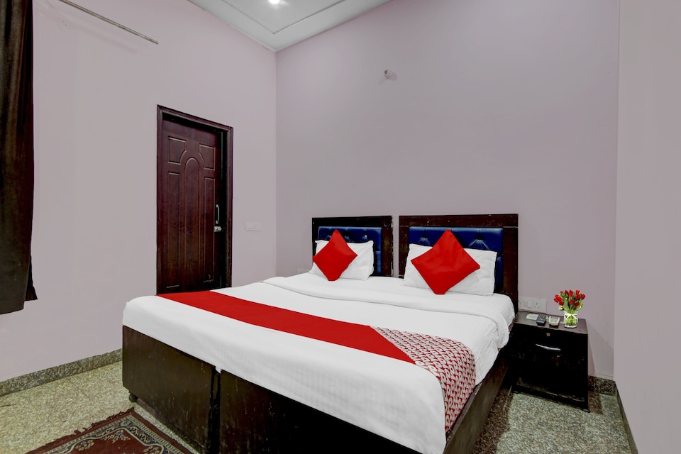 Live on NOD1431, Noida City, Noida