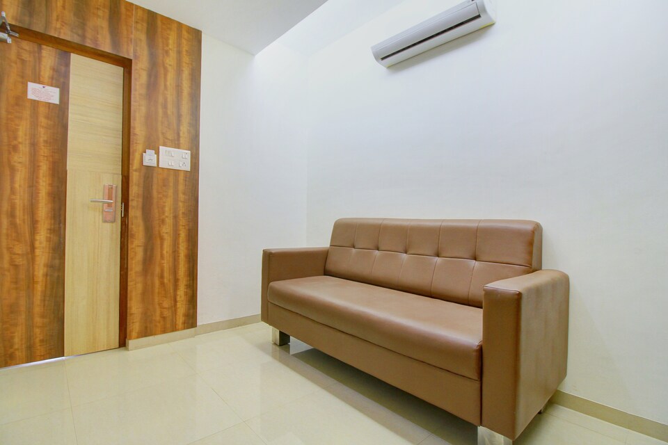 OYO 12809 Hotel Grand Gunas, RS Puram Coimbatore, Coimbatore
