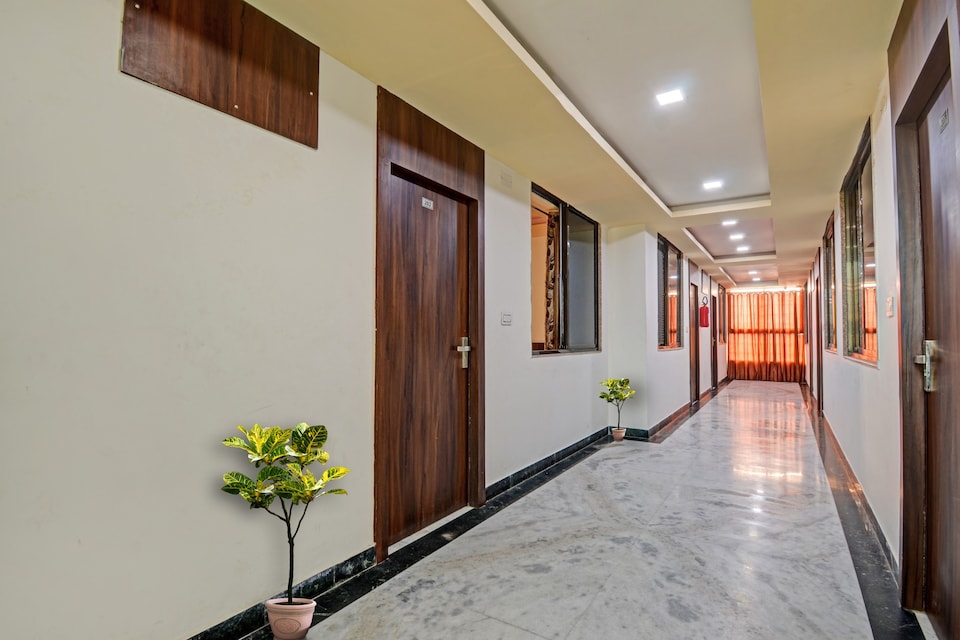 Collection O The Sunrise, Udaipur Central, Udaipur