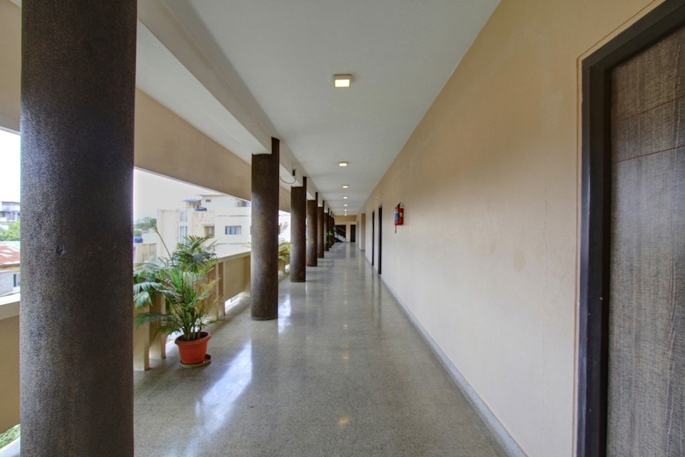 Capital O 12811 Hotel Sree Murugan, Railway Station Coimbatore-II, Coimbatore