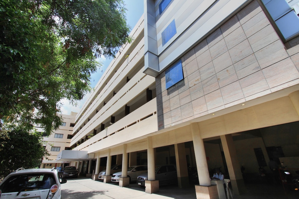 Capital O 12811 Hotel Sree Murugan, Railway Station Coimbatore-II, Coimbatore