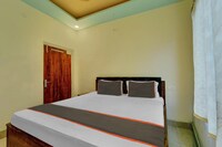 OYO Flagship Hotel Satyam Inn