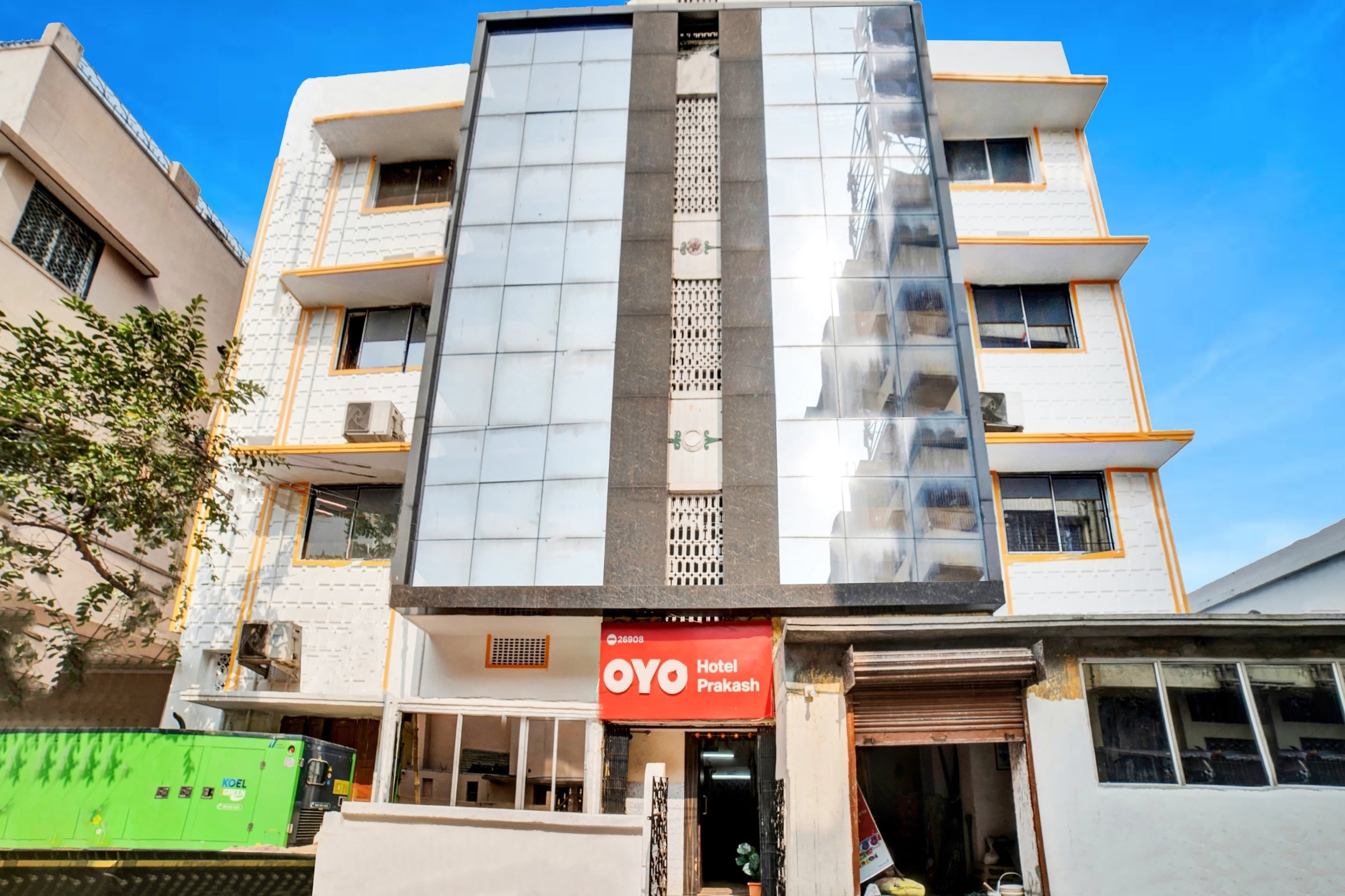 Hotel O Flagship Prakash Inn, Flagship Jamshedpur, Book ₹599 OYO