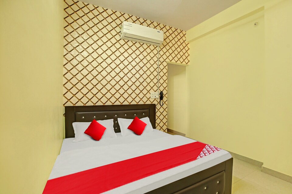 Hotel O SMALL TOWN, Vijay Nagar - Jabalpur, Jabalpur