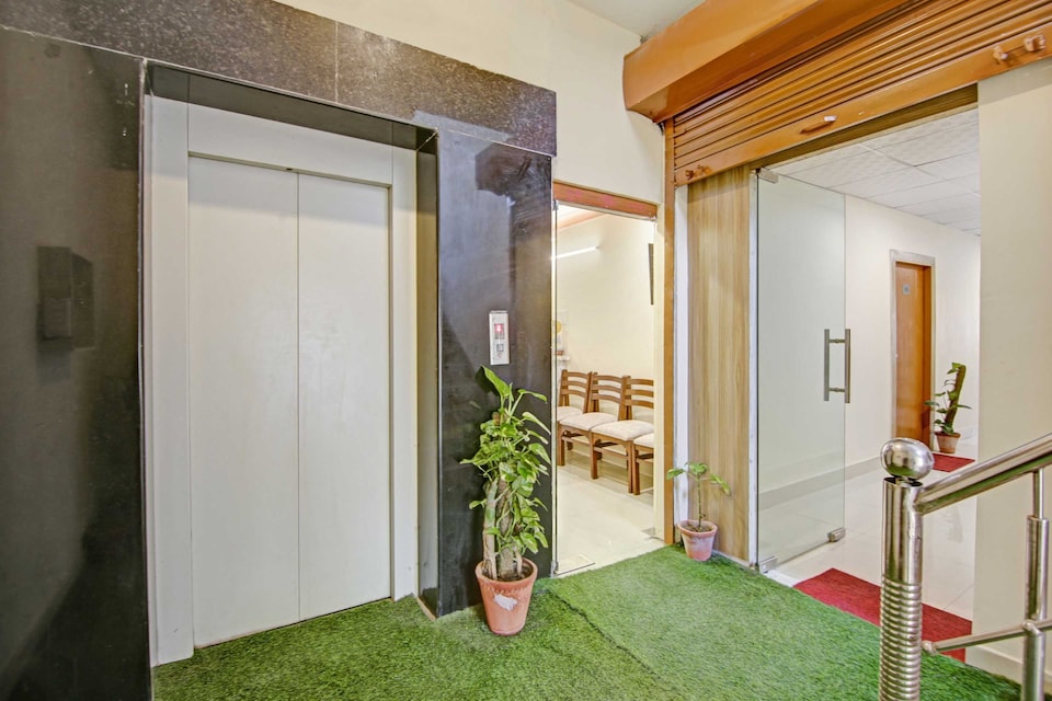 Hotel O The Grand RDC, Ghaziabad City, Ghaziabad