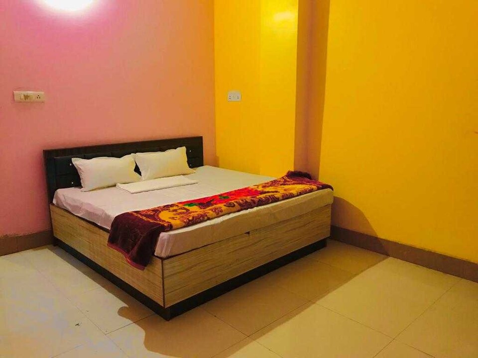 OYO Hotel Radhey Radhey, IIT Kanpur, Kanpur