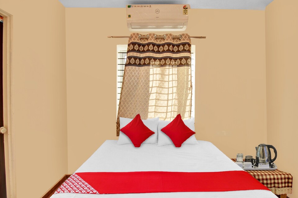 OYO Flagship Hotel Shivas Inn, Airport Road Nagpur, Nagpur