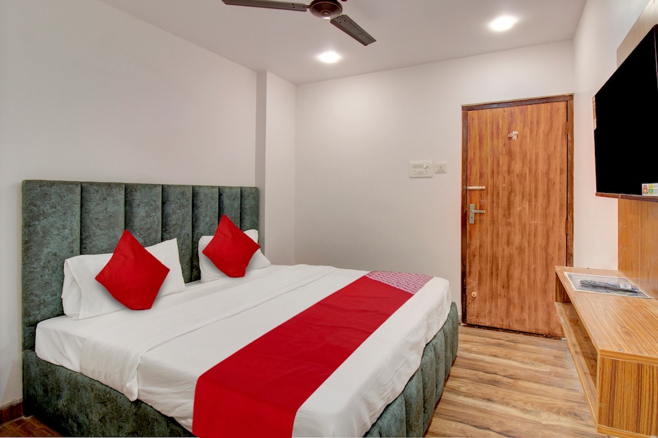 Hotel O Midnight Inn, Bus Stand Nagpur, Nagpur