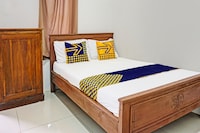 OYO 92183 Komang Resort Klayar