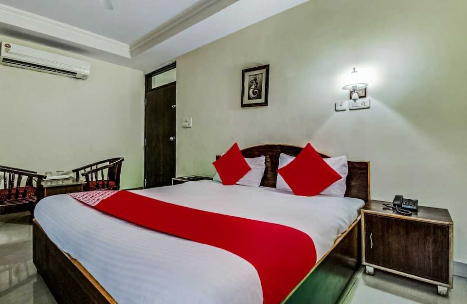 Flagship Ananta Inn, Bailey Road, Patna
