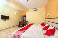 OYO Hotel C Gate Residency