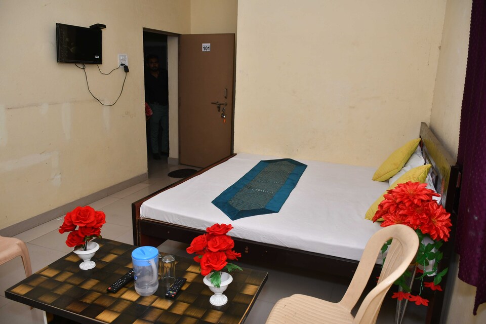 LIVE ON STN063, Satna, Satna