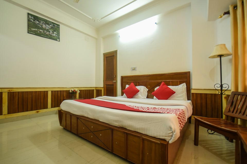 OYO 12825 Omkara Homestay, Kasauli, Kasauli