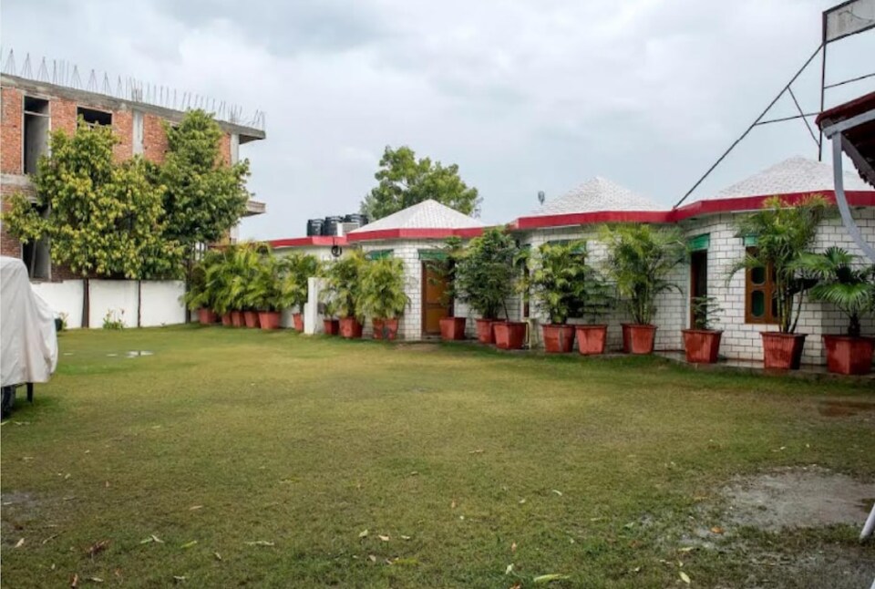 POP 80789K Jaipur Airport Hotel, Jaipur Airport, Jaipur