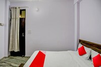 Flagship Hotel Happy Moments