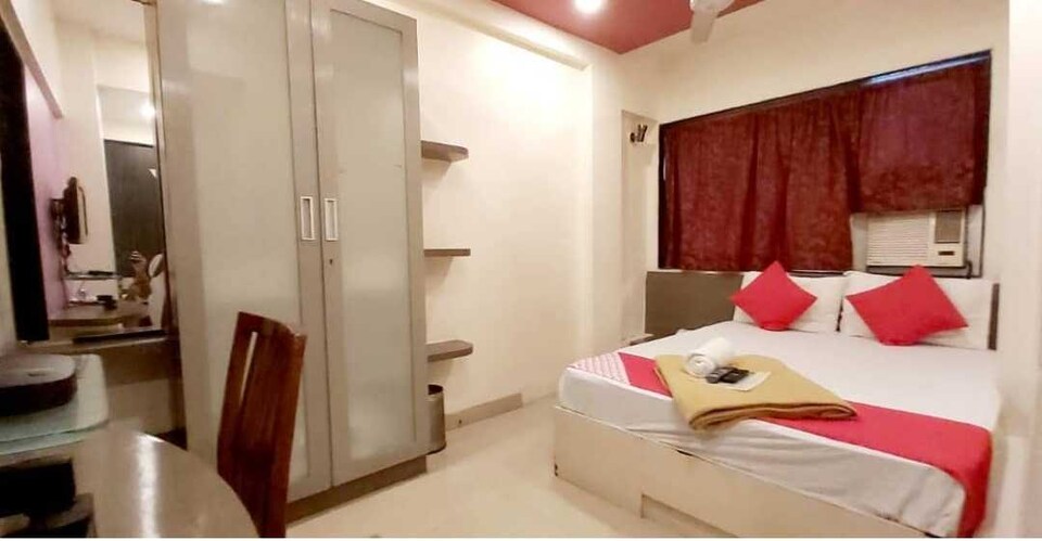 Live on MUM2616, Mumbai Airoli-Vashi, Mumbai