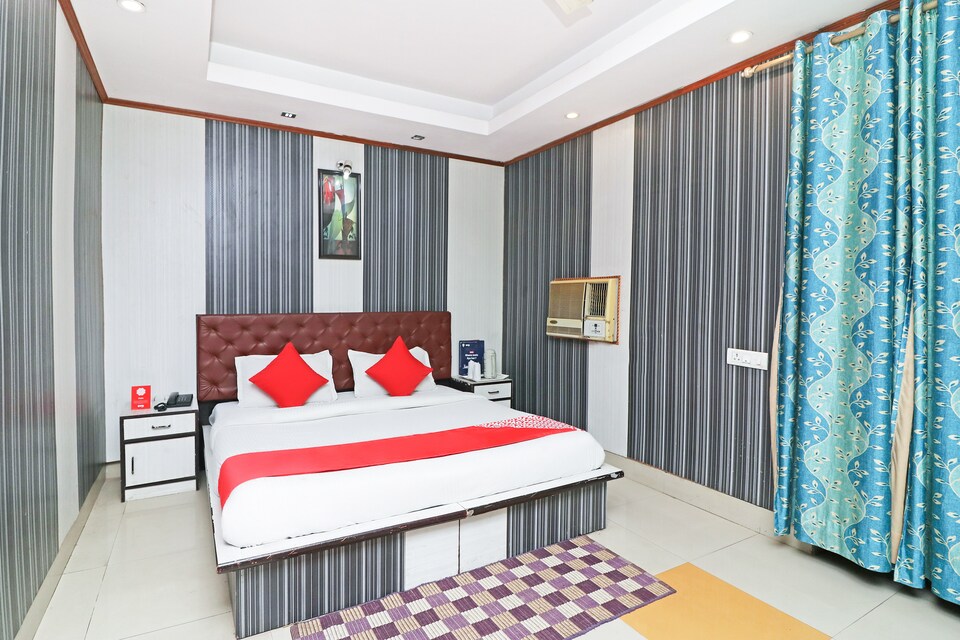 OYO 12848 Hotel Akash - Faridabad, Faridabad, Faridabad