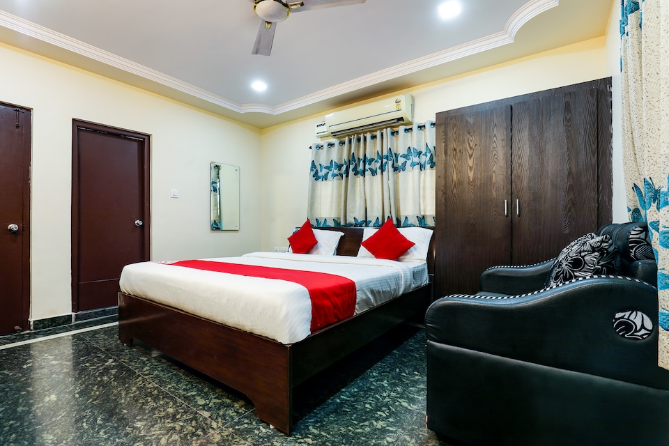 OYO 12856 Beach City, MVP Colony Visakhapatnam, Visakhapatnam