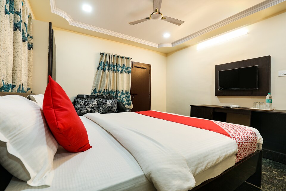 OYO 12856 Beach City, MVP Colony Visakhapatnam, Visakhapatnam