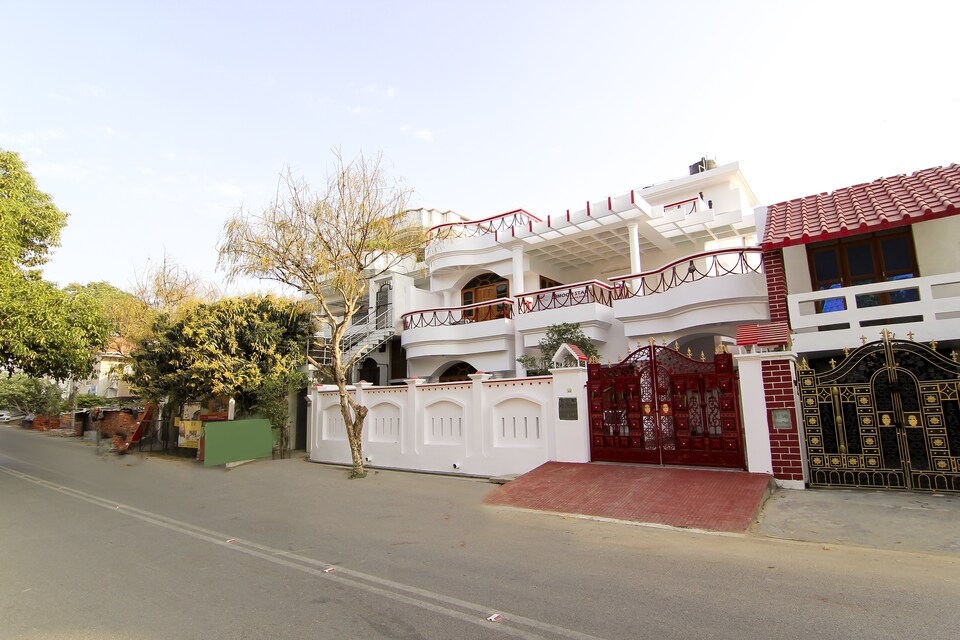 OYO 12857 D Moon Star, Gomti Nagar Lucknow, Lucknow