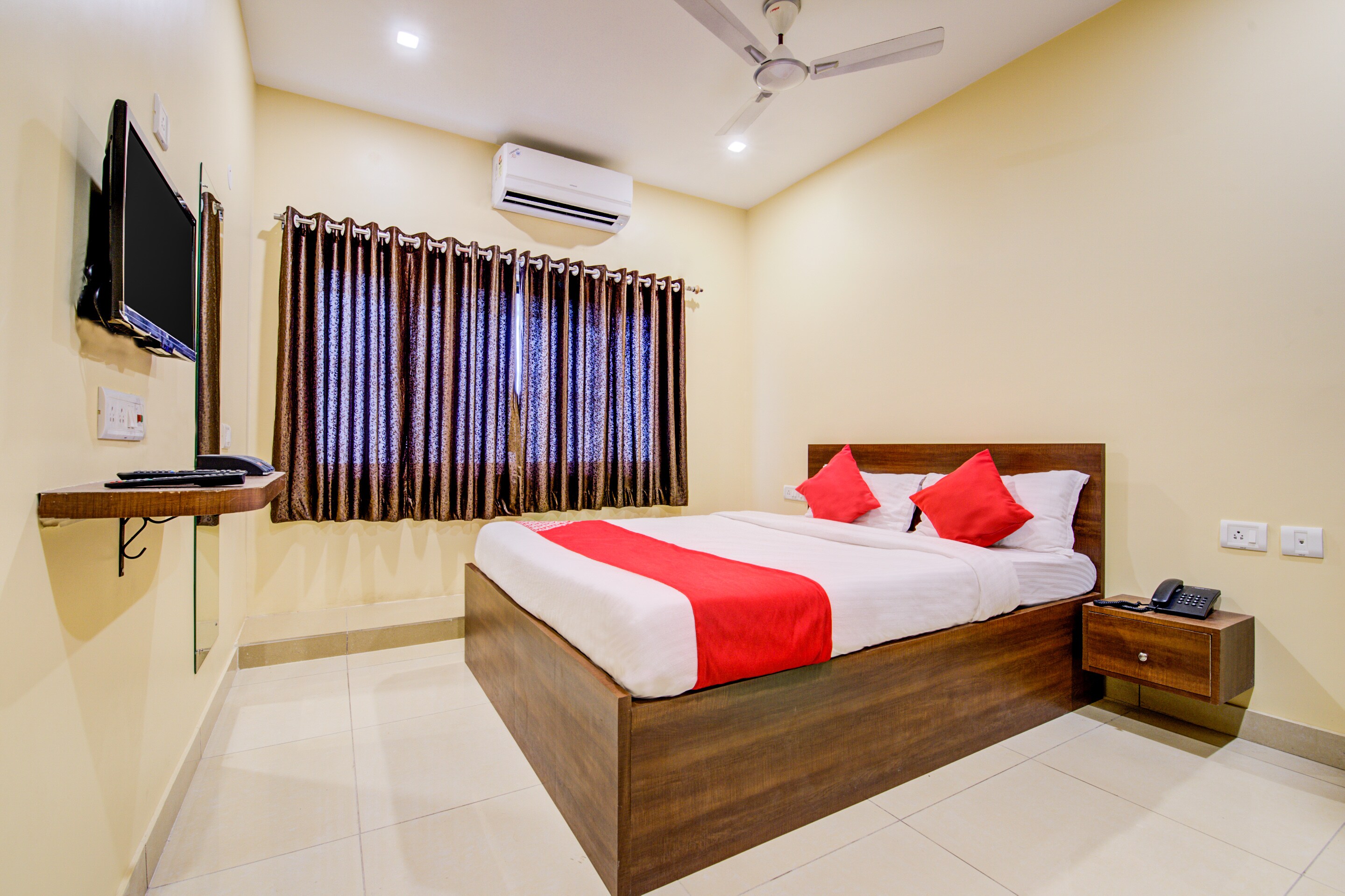 Kolkata Hotel Booking Online | Find Cheapest Hotel at SuperbMyTrip