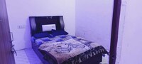 OYO 80810F Bp Nigam Guest House