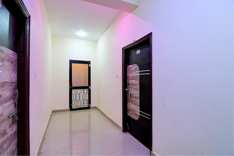 Hotel O Friends Inn, VaniVihar Bhubaneswar, Bhubaneswar