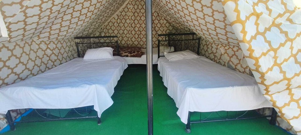 OYO Flagship Wolf Adventure Camp, Neelkanth Road, Rishikesh