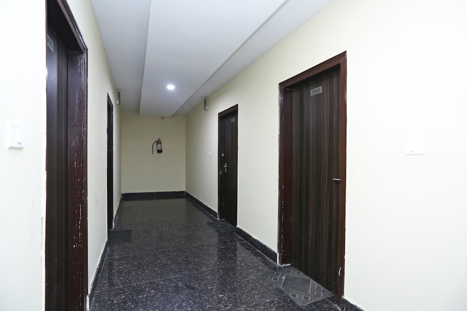 Flagship Hotel Aastha Palace, Haridwar Railway Station, Haridwar