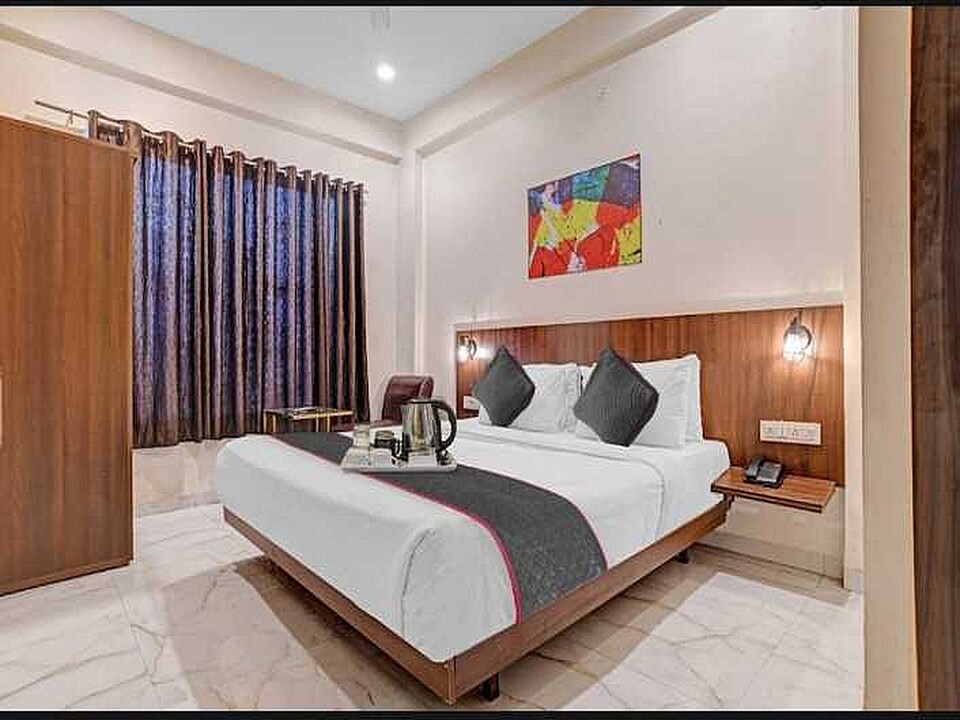 Capital O The Sunrise Courtyard, Hamidia Road Bhopal, Bhopal