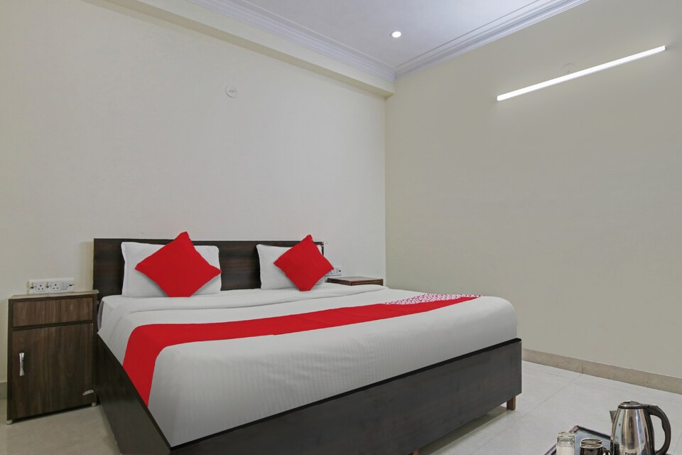 Live on DEL5352, Dwarka Delhi, Delhi