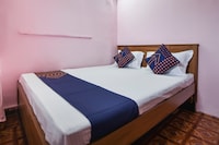 SPOT ON Mehfil Lodge