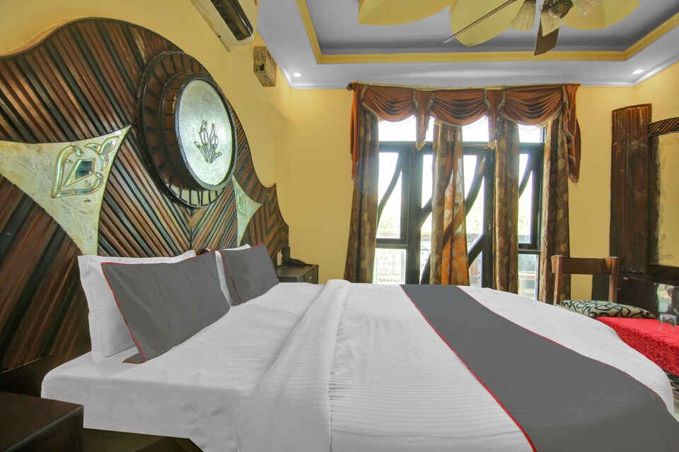 Live on DEL5792, Paschim Vihar Delhi, Delhi