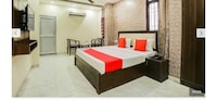 Hotel O Alpine