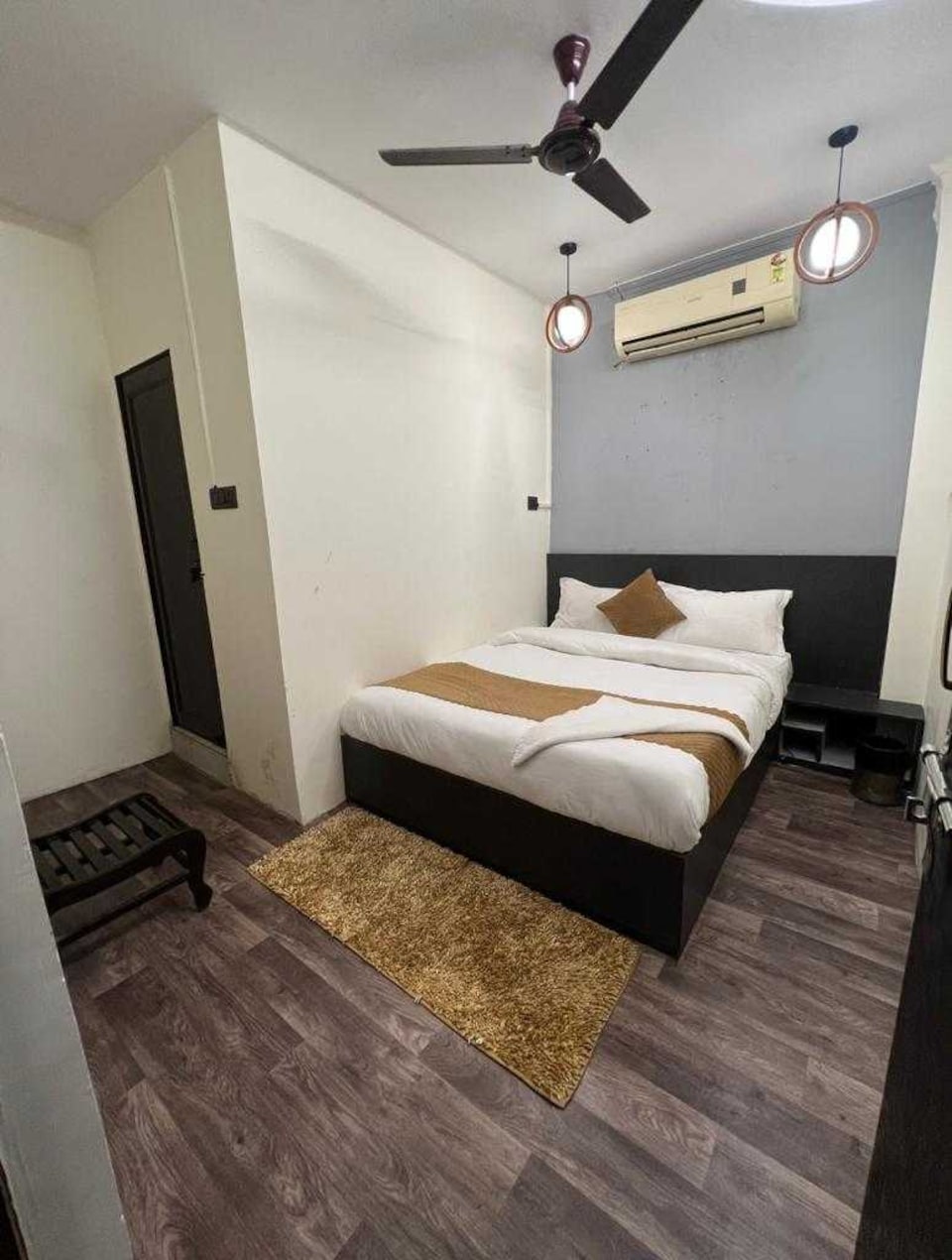 Hotel O HOME Cozy Stay, Lajpat Nagar Delhi, Delhi
