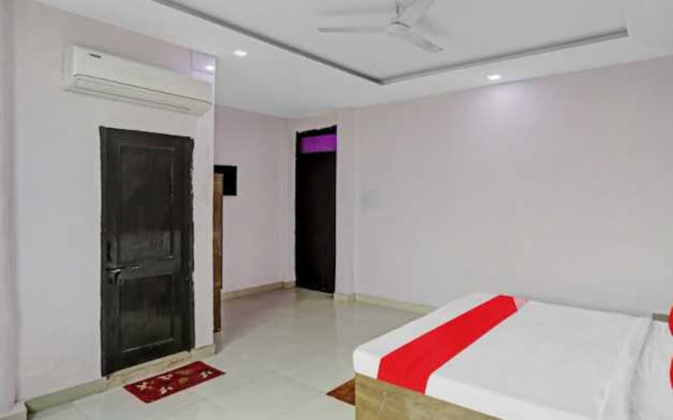 Hotel O Nandan Palace, IIT Kanpur, Kanpur