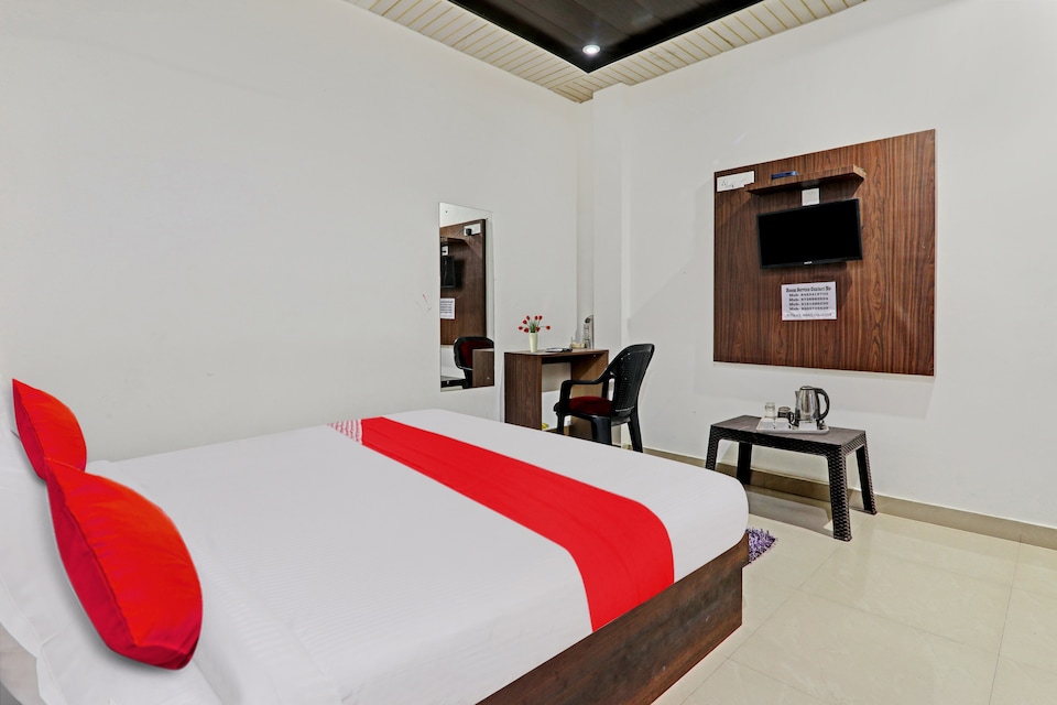 Hotel O R V  Inn, Golghar, Gorakhpur