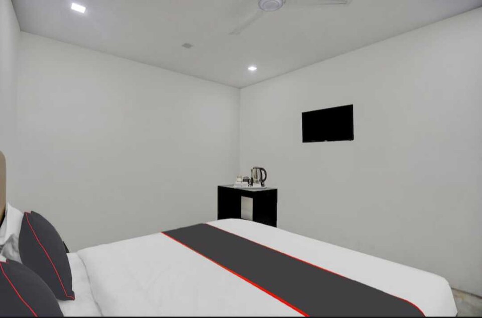 SPOT ON Spotlight Inn Hotel And Restaurant, Muzaffarnagar, Muzaffarnagar