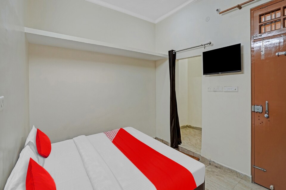 Flagship Dev Stay In, Indira Nagar Lucknow, Lucknow