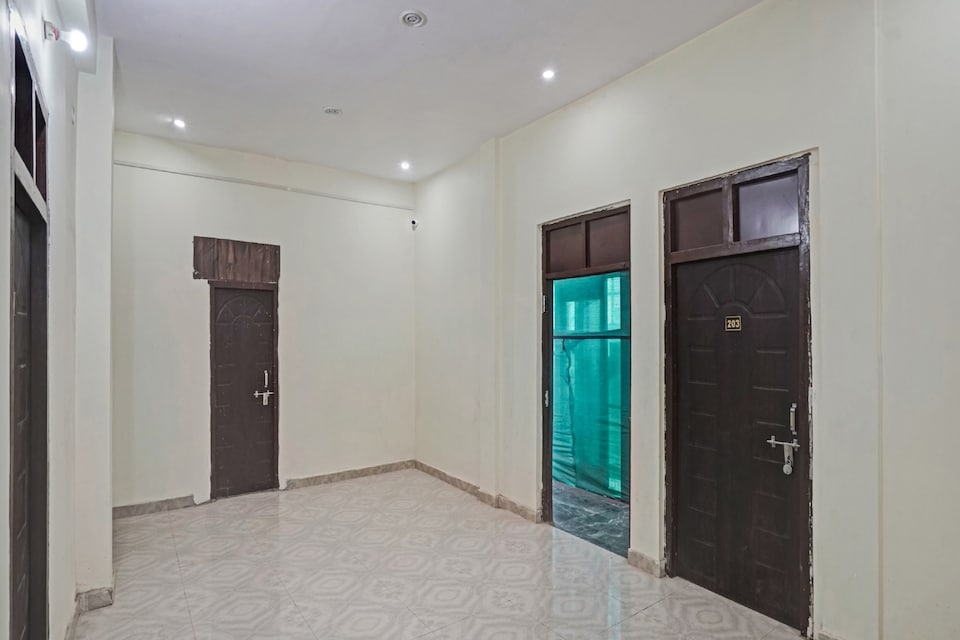 Super Hotel O Fortune Suites, Rambagh Allahabad, Prayagraj