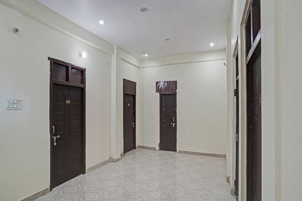 Hotel O Fortune Suites, Rambagh Allahabad, Prayagraj