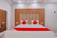 Flagship 808368 Hotel The Aryan