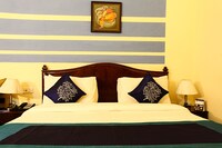 OYO Hotel Tulip Inn Green N Breeze