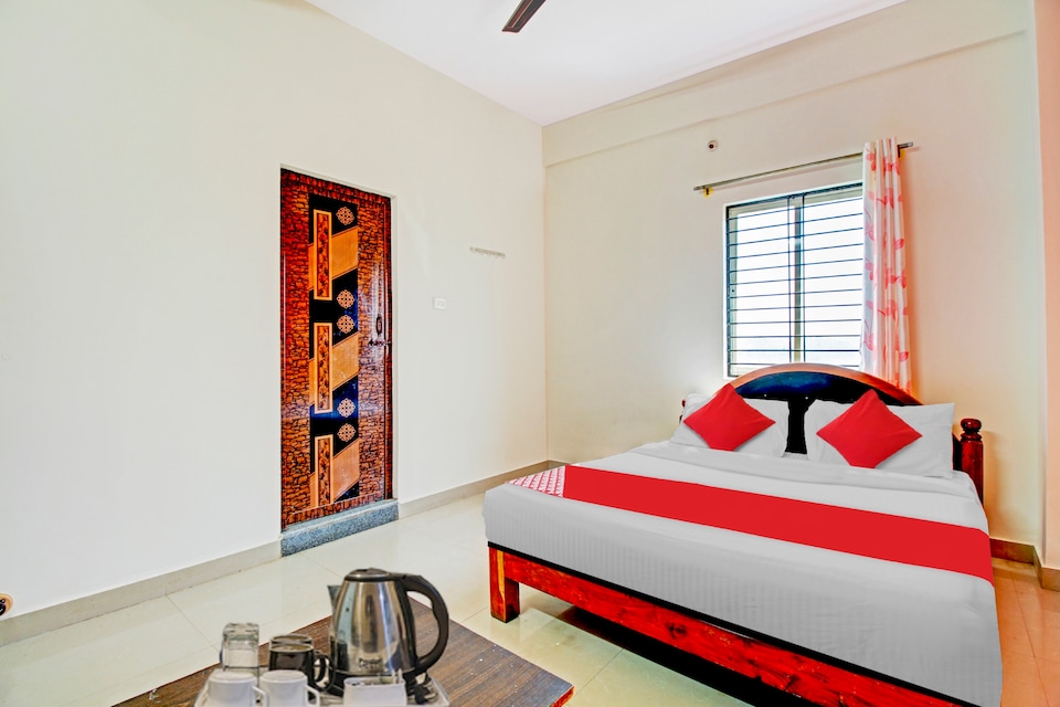 Flagship Amulya Boarding And Lodging, Airport Road Bangalore, Bangalore