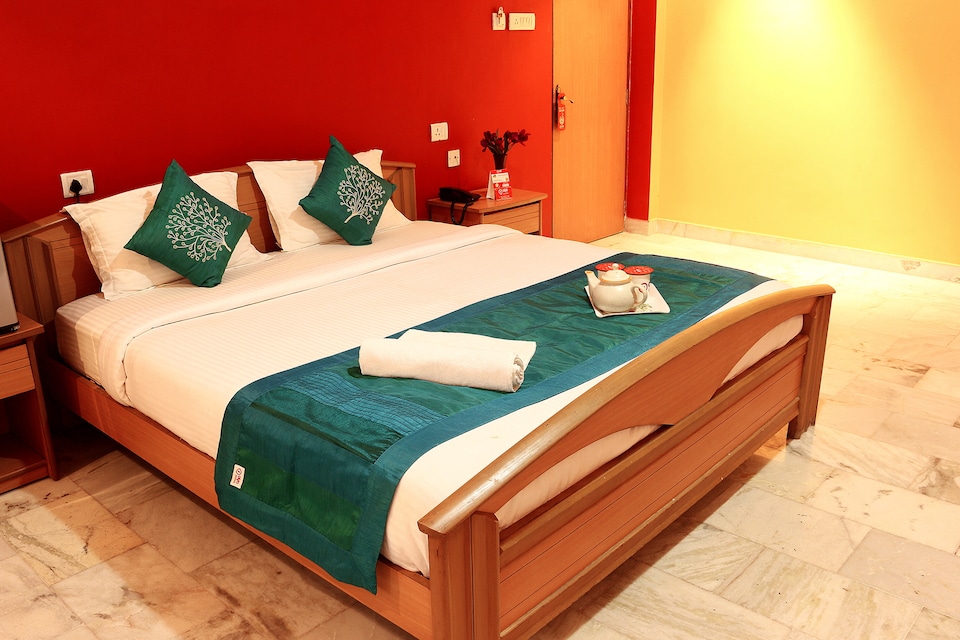 OYO 1626 Hotel Aquatica, Rajarhat Kolkata, Kolkata