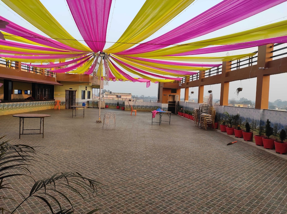 SPOT ON 80848A Shree Ram Hotel, Golghar, Gorakhpur