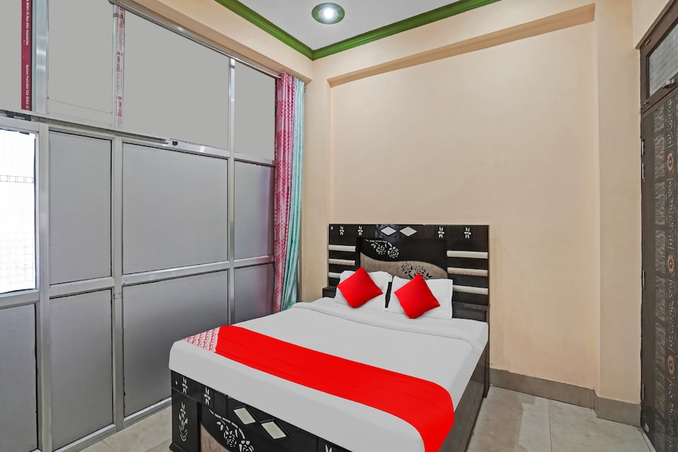 Hotel O Chhaya Mansion, IIT Kanpur, Kanpur