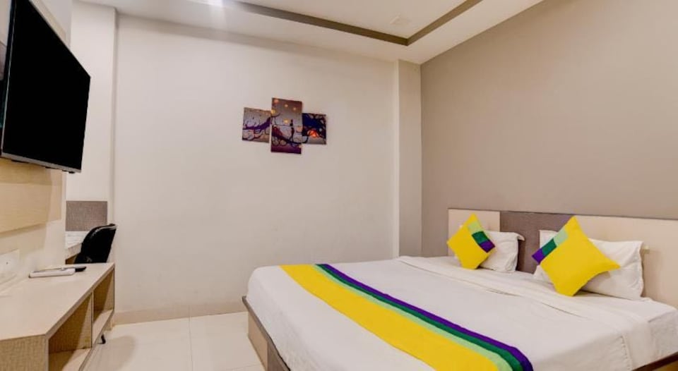 OYO 808501 Hotel Royal Paradise, Jabalpur, Jabalpur