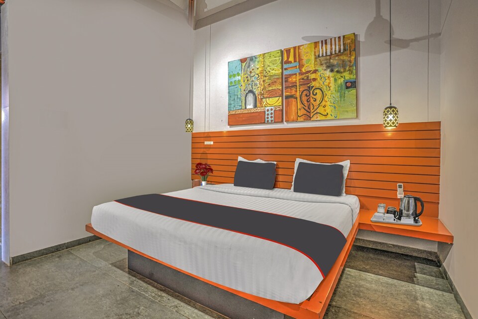 Collection O Hotel Nirva, Mumbai- Kalyan-Bhiwandi- Badalapur, Mumbai